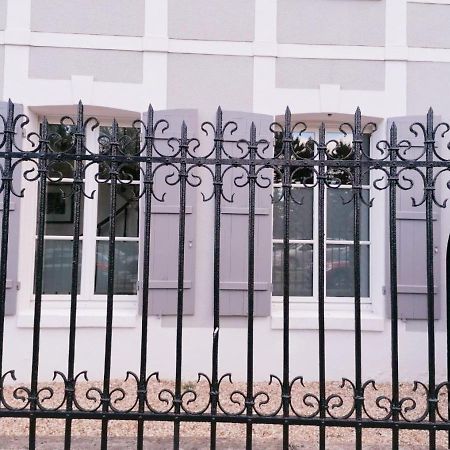 Апартаменти Le 2 Pieces Avec Parking Prive Онфлер Екстер'єр фото
